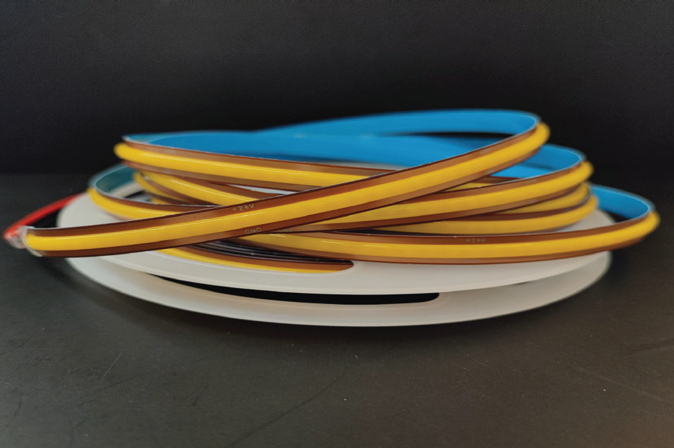 [LV-LS-SCN480-V12] Single Color COB LED Strip, 480Leds/m, 12V, 12W/m, 8mm (CCT 3000K, IP20)